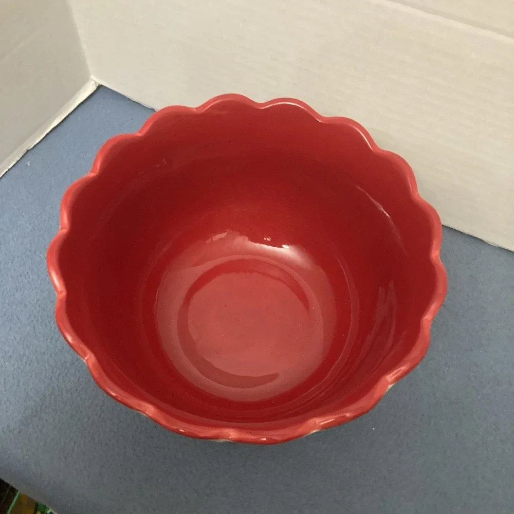 HTF Temp-tations by Tara Gingham Garden Red 2.0 QT Pedestal Mixing Bowl
